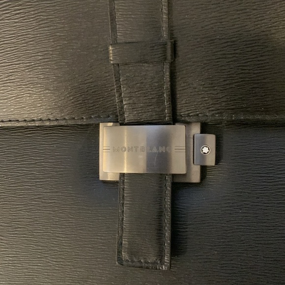 Montblanc leather briefcase with silver clasp and pockets inside - Picture 5 of 10